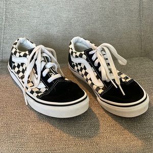 Checkerboard Print kids Vans